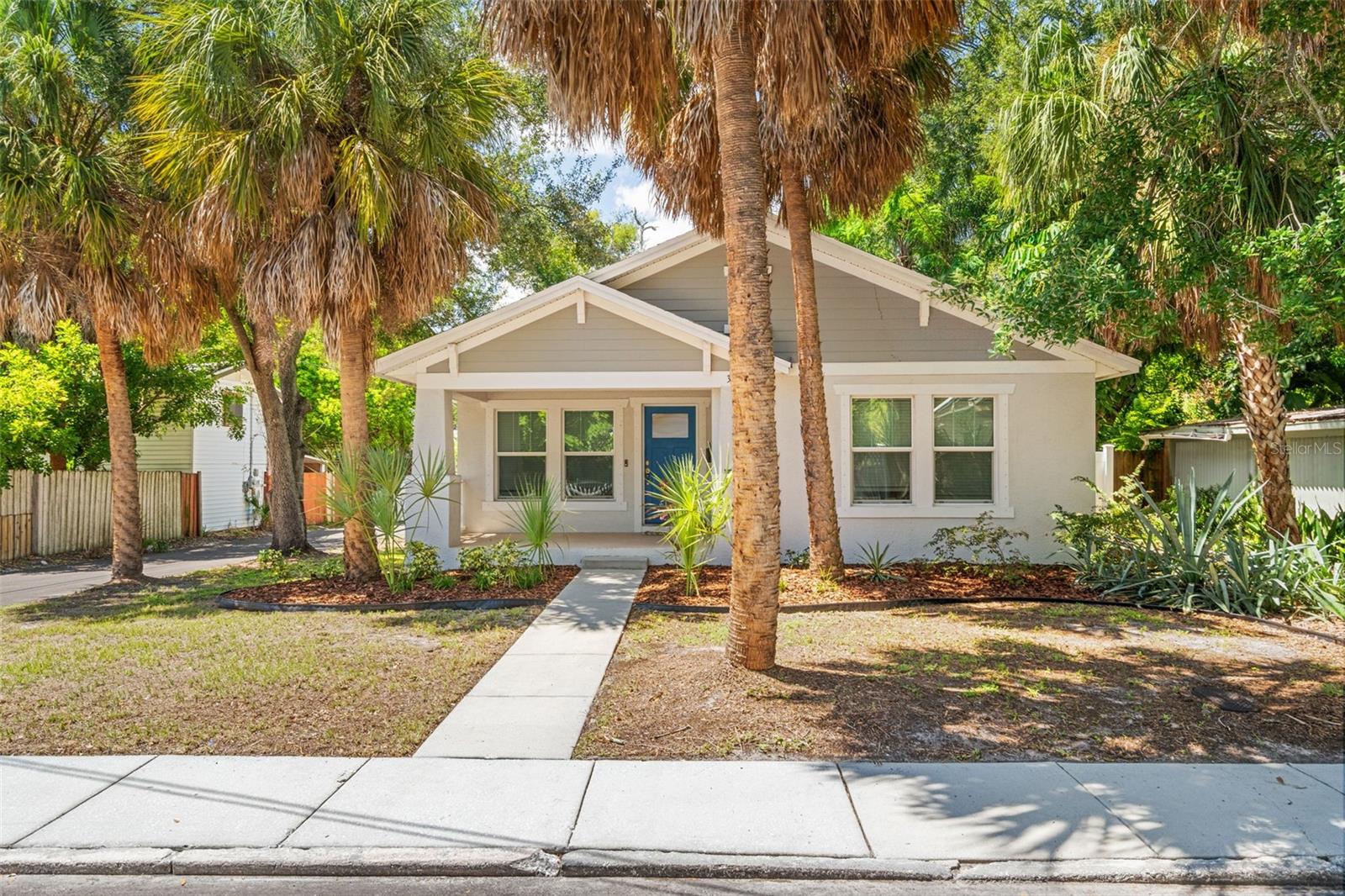 Photo of 325 WISCONSIN COURT ST PETERSBURG FL 33705