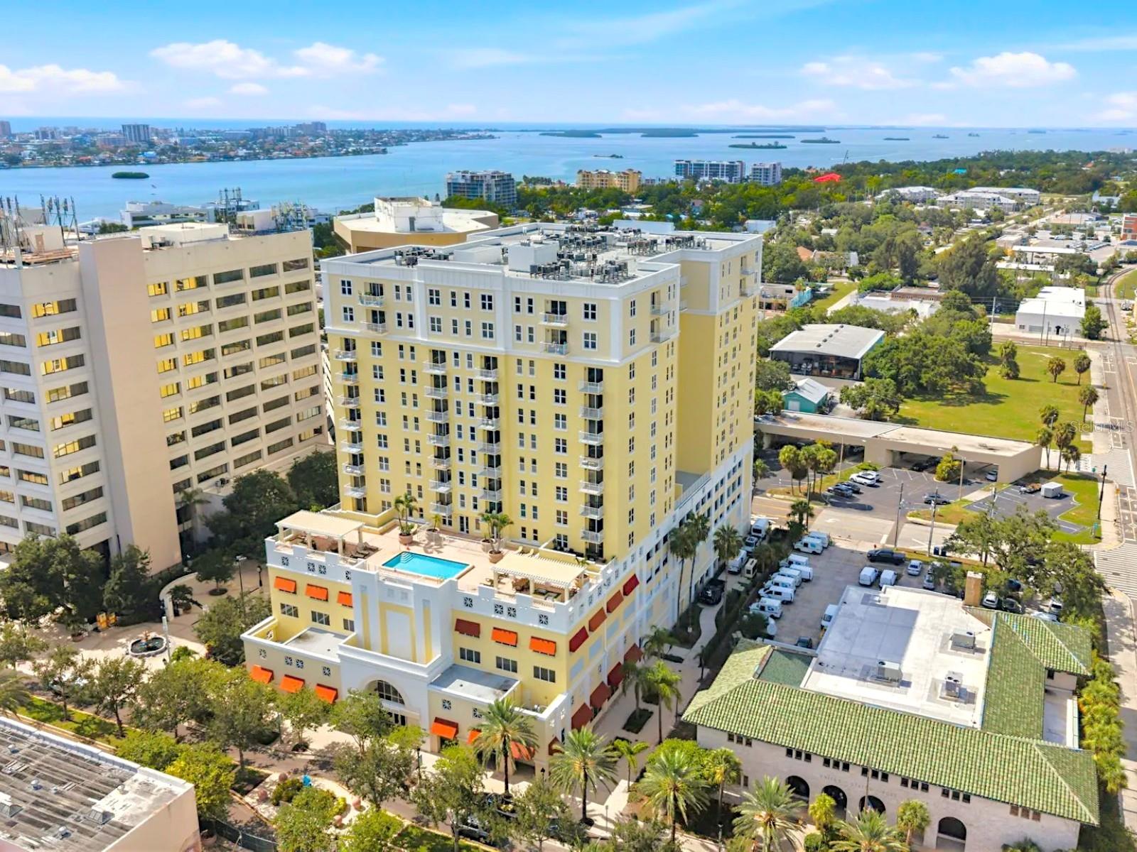 Photo of 628 CLEVELAND STREET #1507 CLEARWATER FL 33755