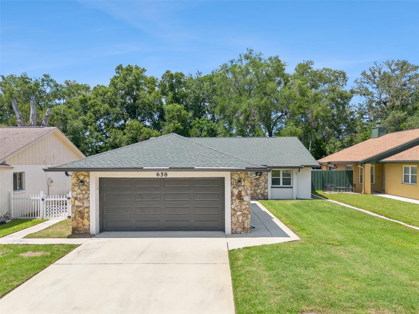 Photo of 658 BONIVIEW LANE ALTAMONTE SPRINGS FL 32714