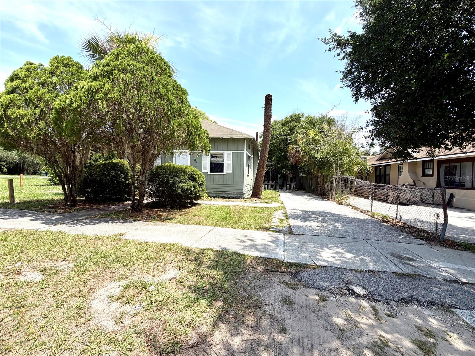 Photo of 209 AVENUE C WINTER HAVEN FL 33881