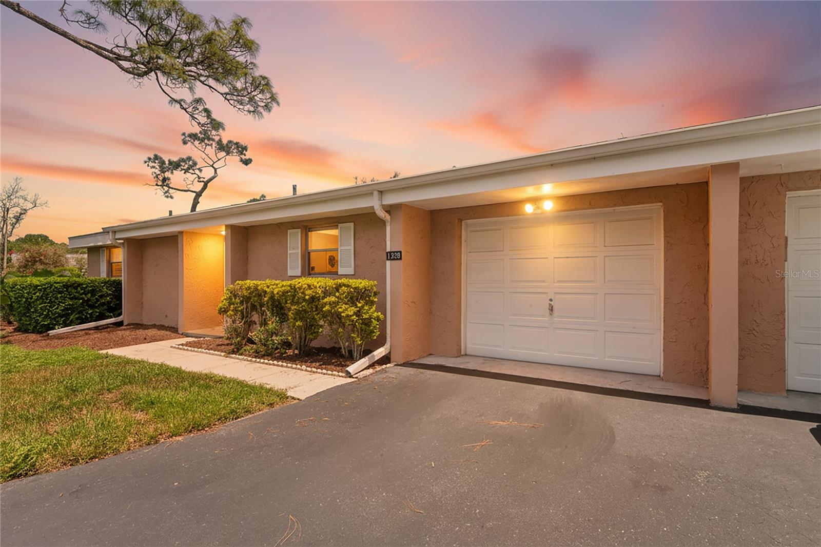 Photo of 1520 PALMER COURT PALM HARBOR FL 34685