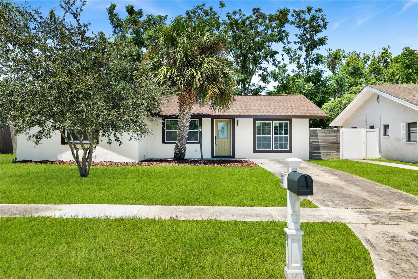 Photo of 2264 WINCHESTER DRIVE DUNEDIN FL 34698