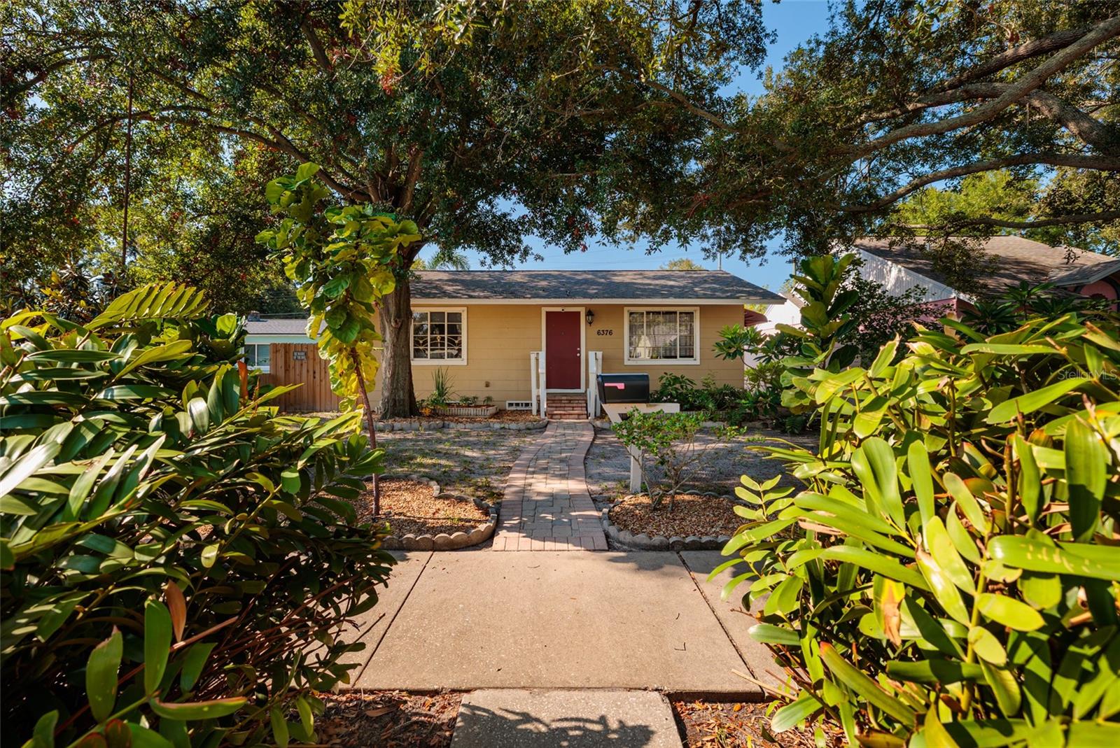 Photo of 6376 4TH AVENUE ST PETERSBURG FL 33707