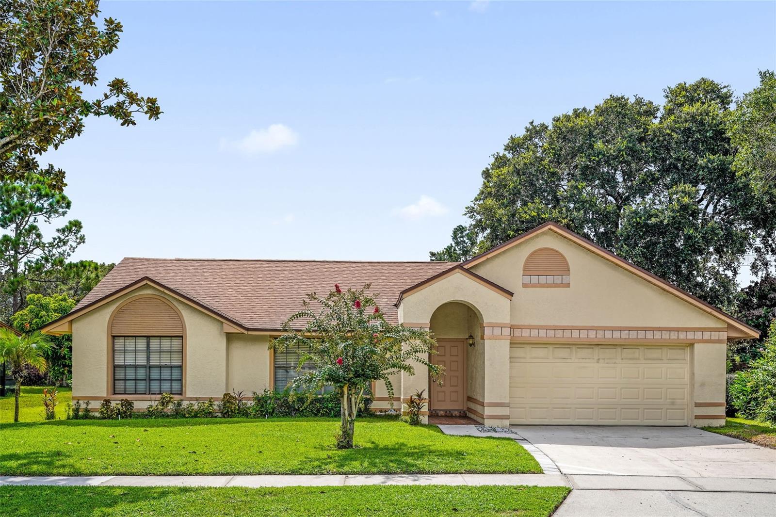 Photo of 3044 CRESTED CIRCLE ORLANDO FL 32837