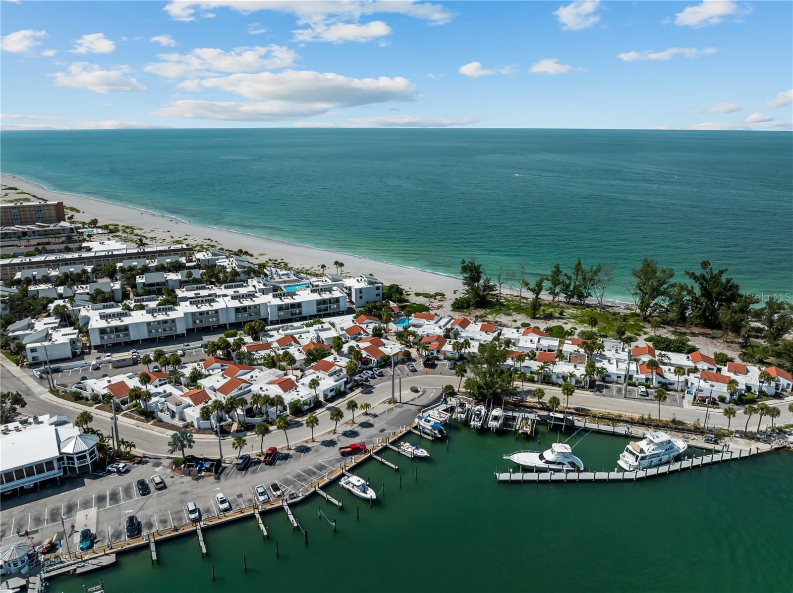 Photo of 1585 TARPON CENTER DR #21 VENICE FL 34285