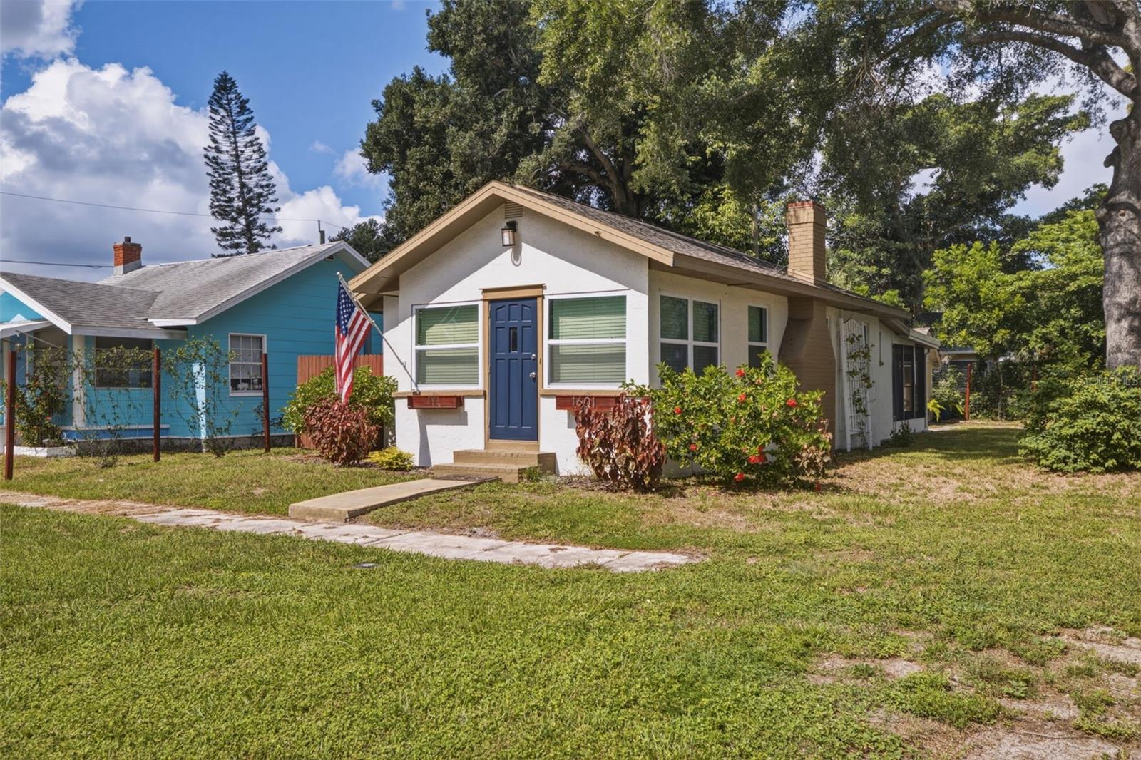 Photo of 1601 54TH STREET GULFPORT FL 33707