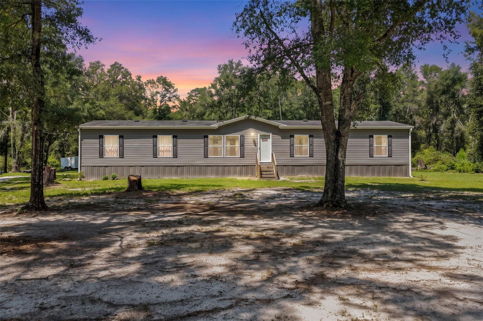 Photo of 140 SW SPAULDING COURT FORT WHITE FL 32038