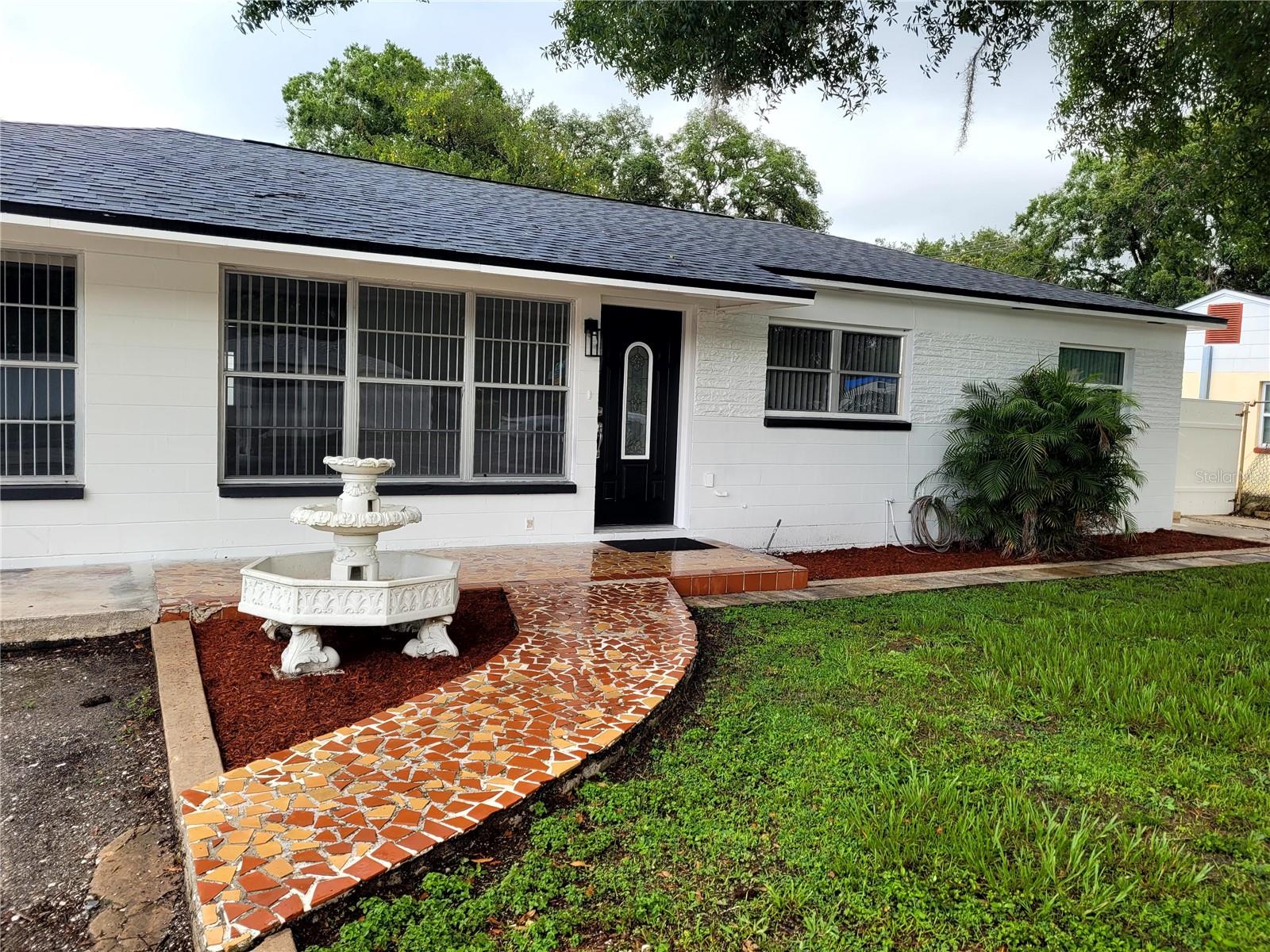 Photo of 10803 N ARMENIA AVENUE TAMPA FL 33612