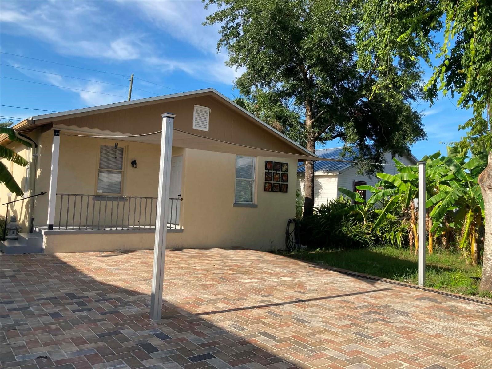 Photo of 31 W OAKWOOD STREET #2 TARPON SPRINGS FL 34689