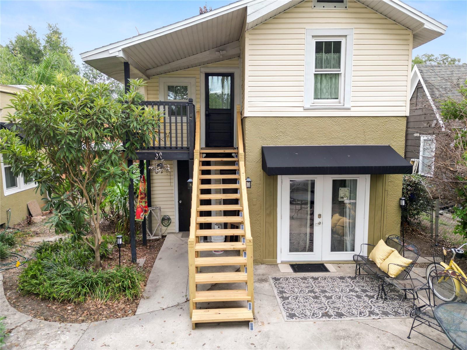 Photo of 1157 E EDGEWOOD DRIVE #C LAKELAND FL 33803