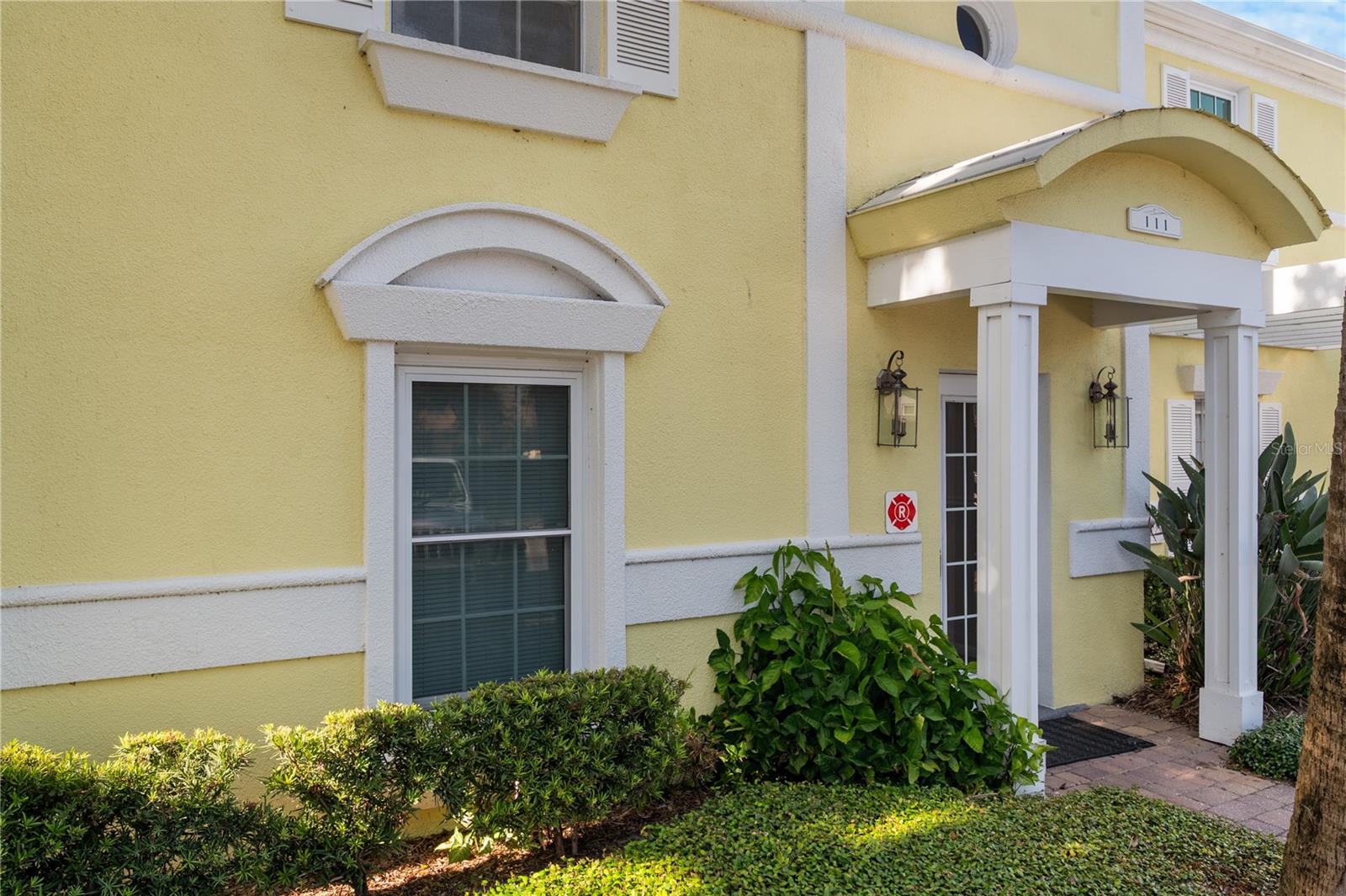 Photo of 111 SEAHORSE DRIVE #A ST PETERSBURG FL 33705