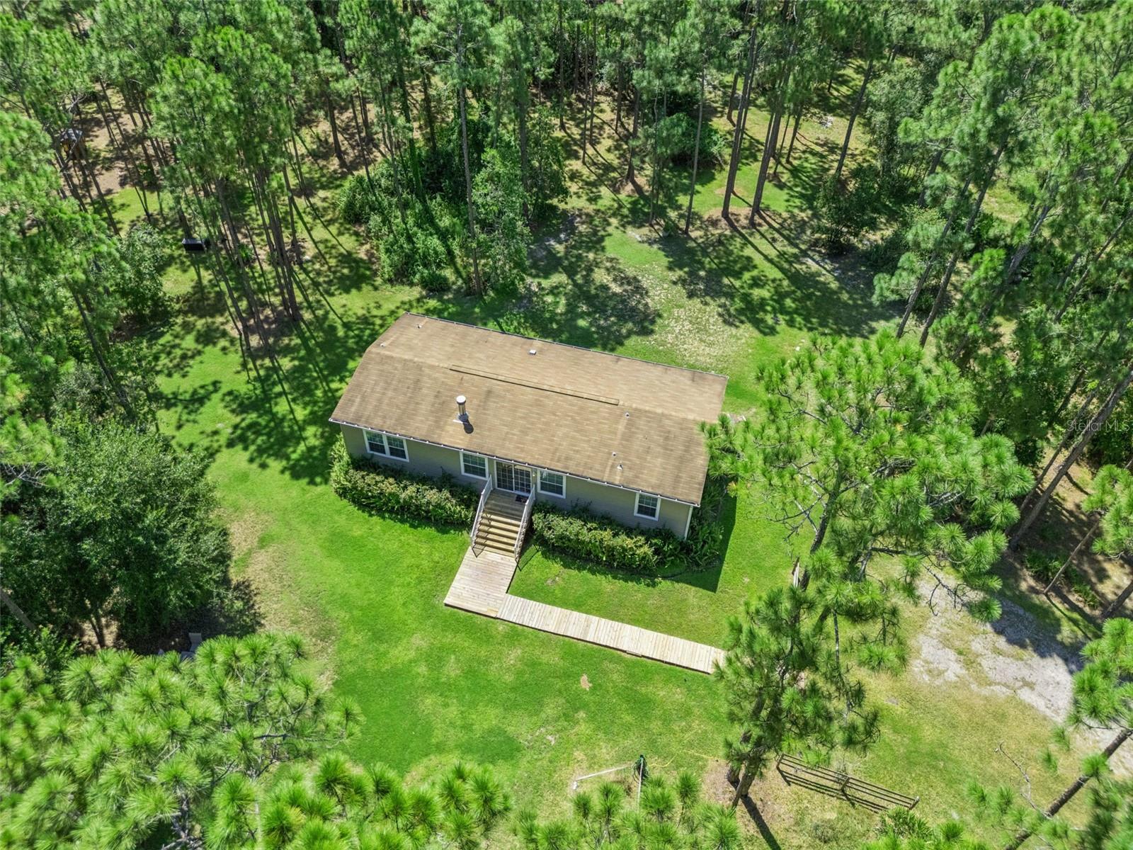 Photo of 1161 LAKE HARNEY WOODS BOULEVARD MIMS FL 32754