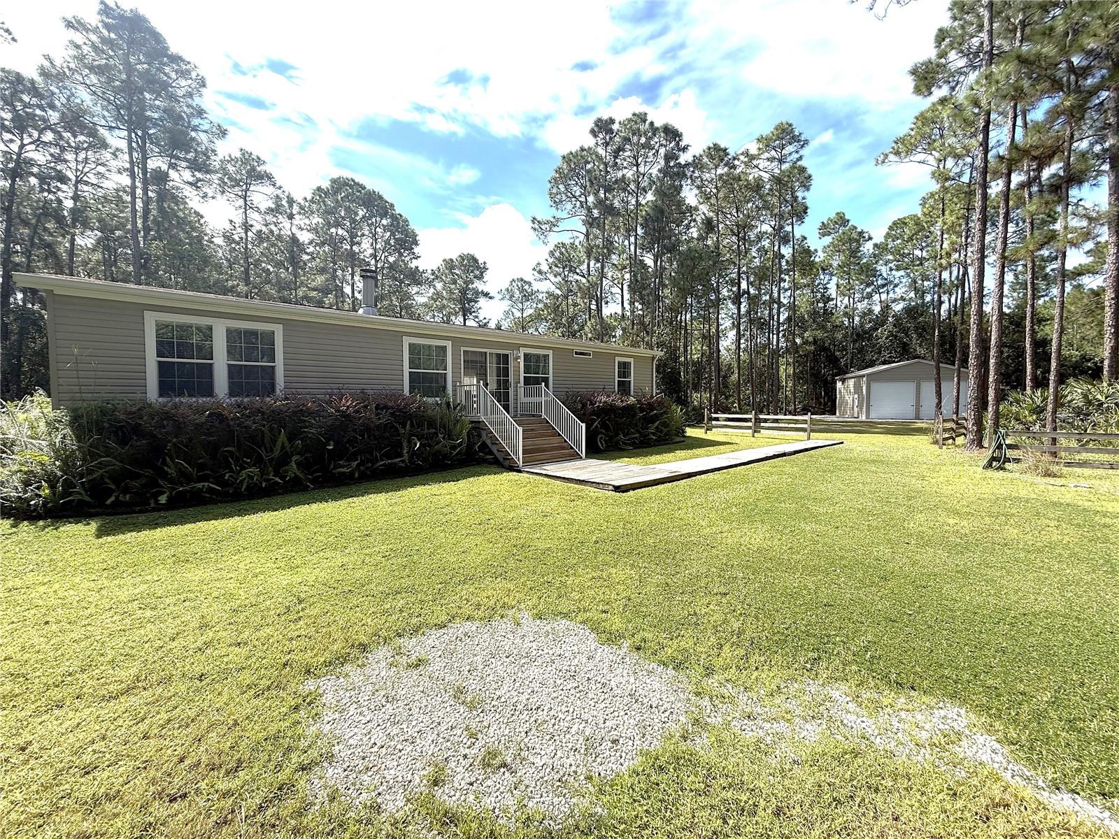 Photo of 1161 LAKE HARNEY WOODS BOULEVARD MIMS FL 32754