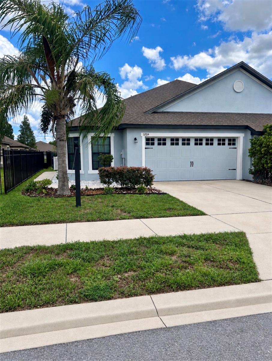 Photo of 5739 LACAR WAY LAKELAND FL 33805