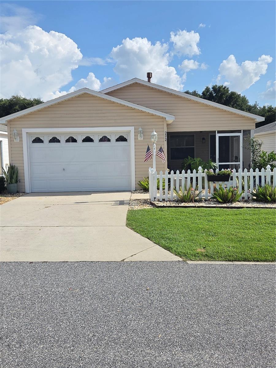 Photo of 292 STARR LANE THE VILLAGES FL 32162