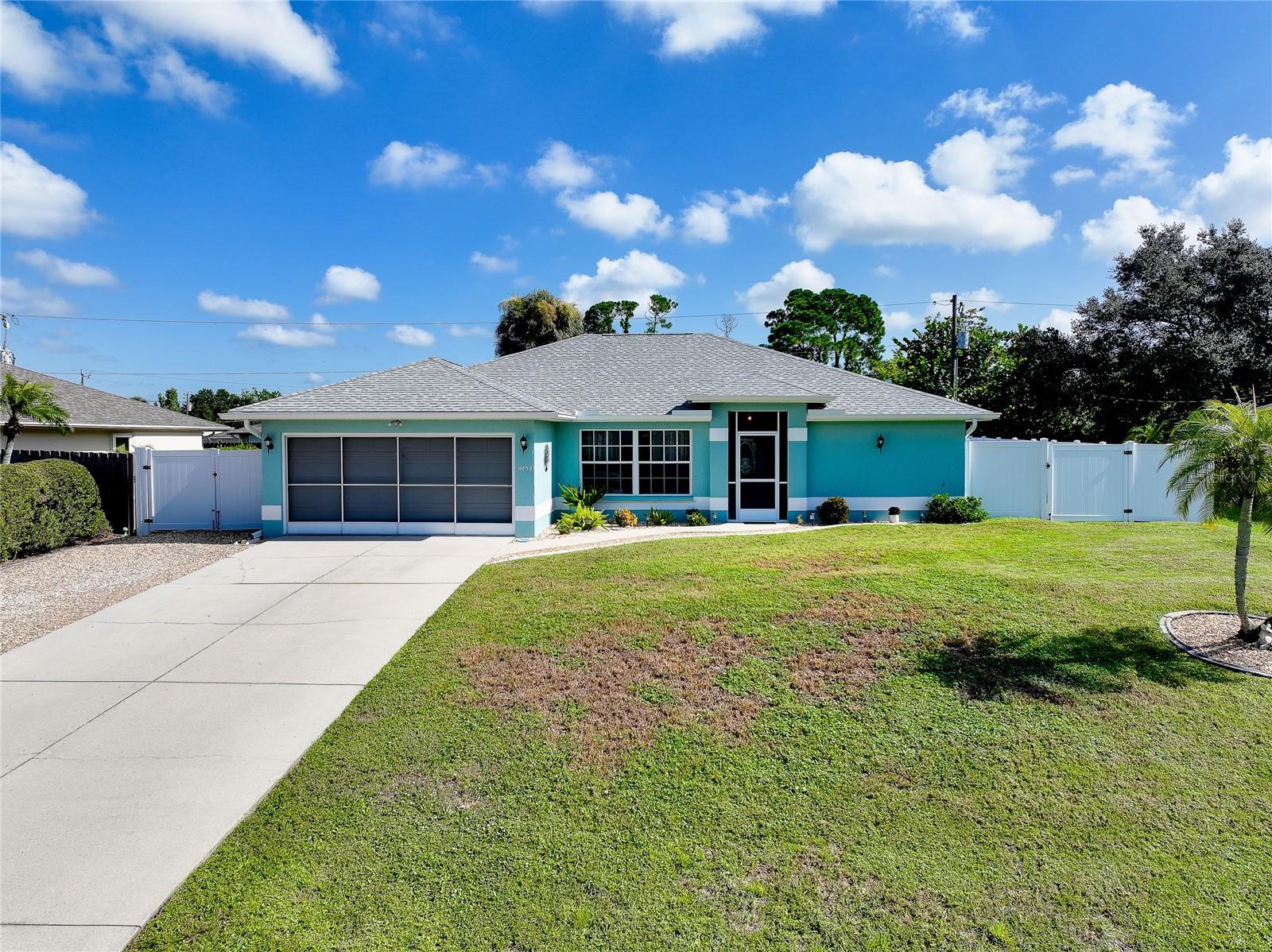 Photo of 4454 PERSIAN LANE NORTH PORT FL 34287