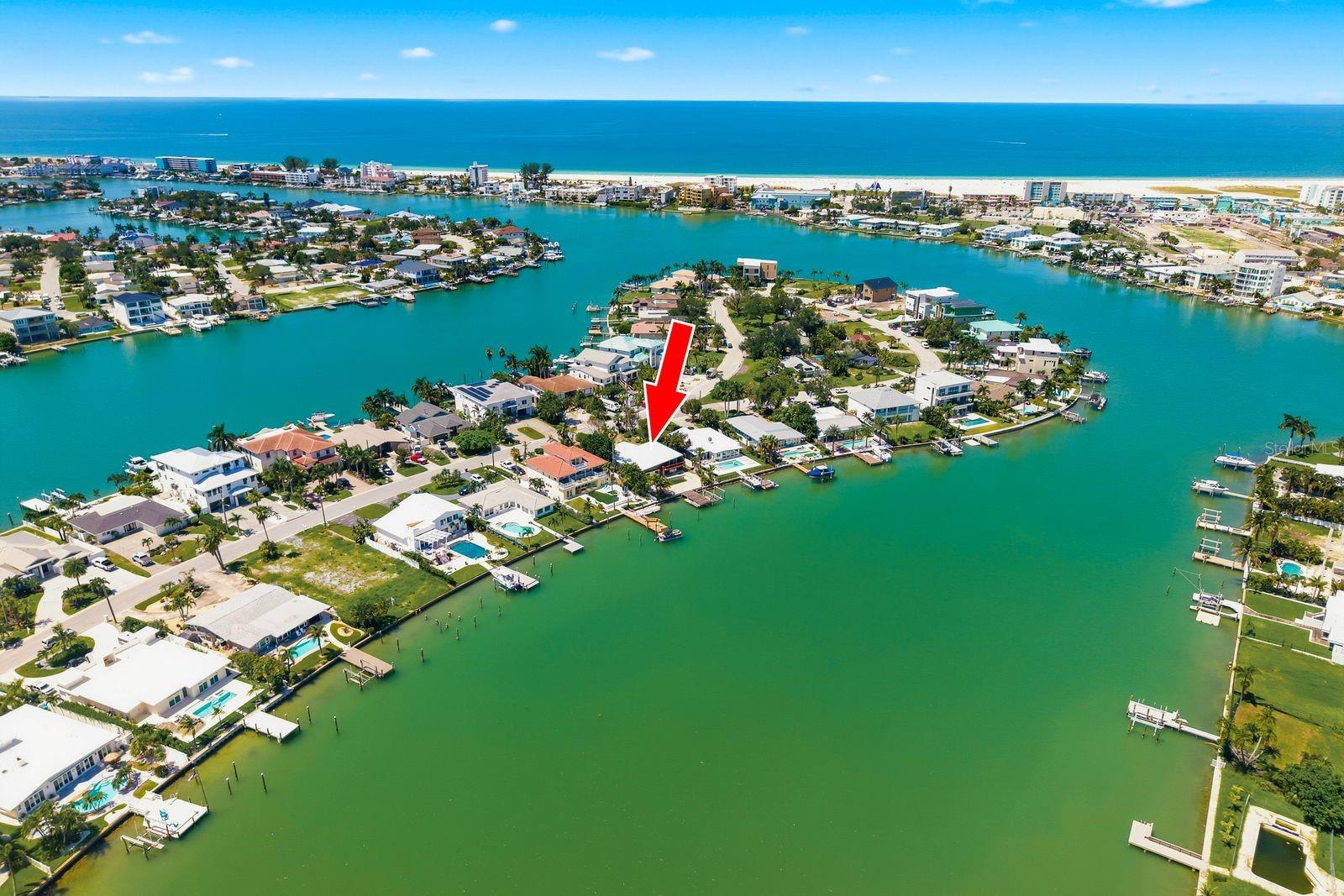 Photo of 31 DOLPHIN DRIVE TREASURE ISLAND FL 33706