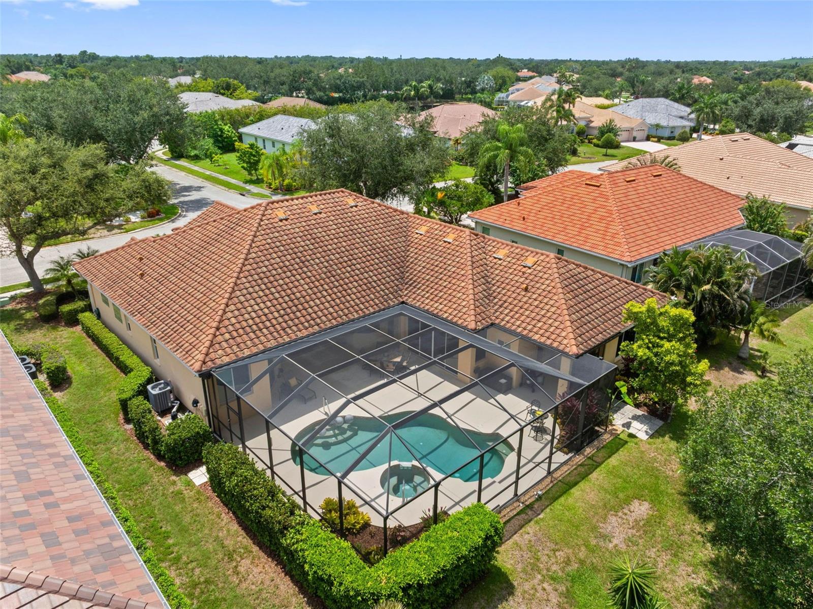 Photo of 6803 COYOTE RIDGE COURT BRADENTON FL 34201