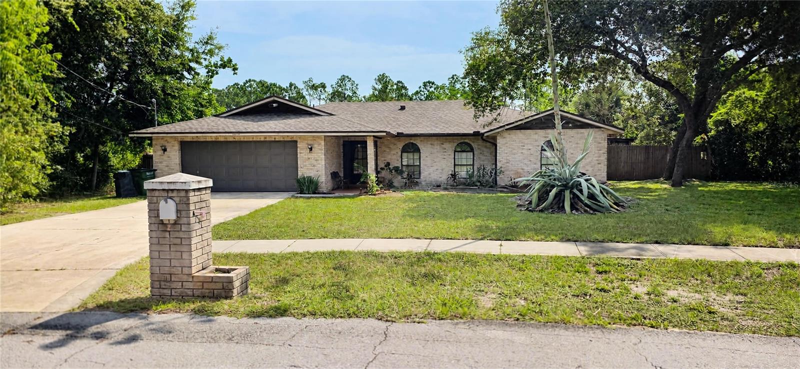 Photo of 1004 YALE DRIVE DELTONA FL 32738