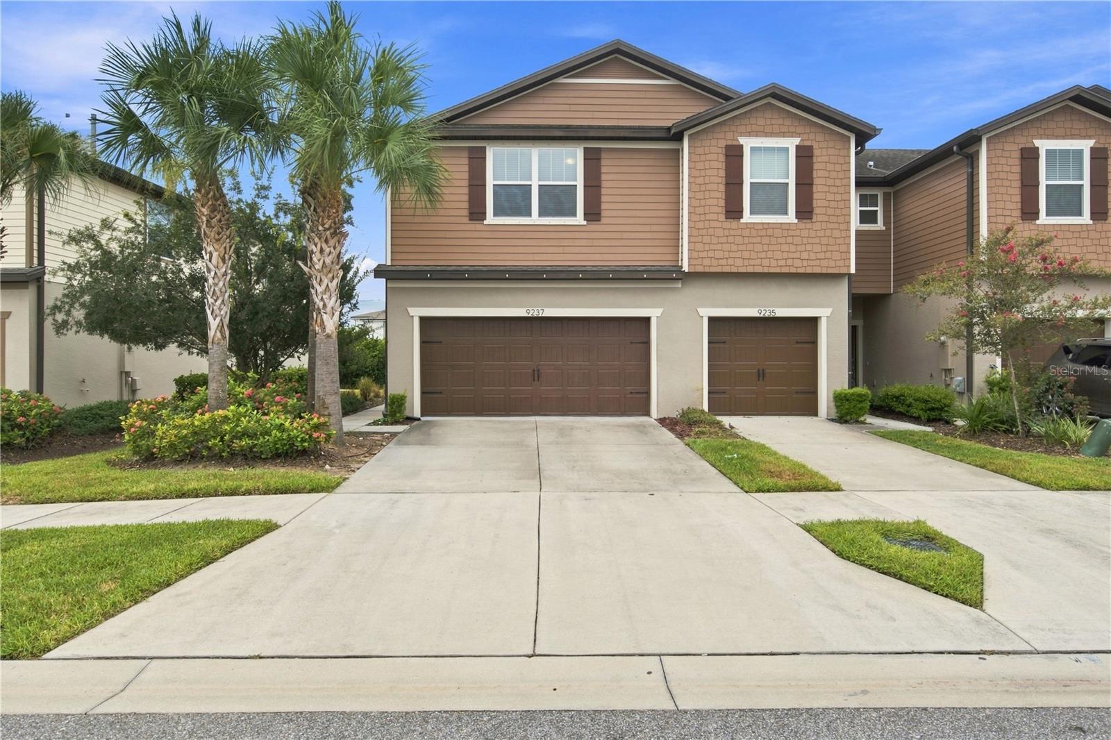 Photo of 9237 HILLCROFT DRIVE RIVERVIEW FL 33578
