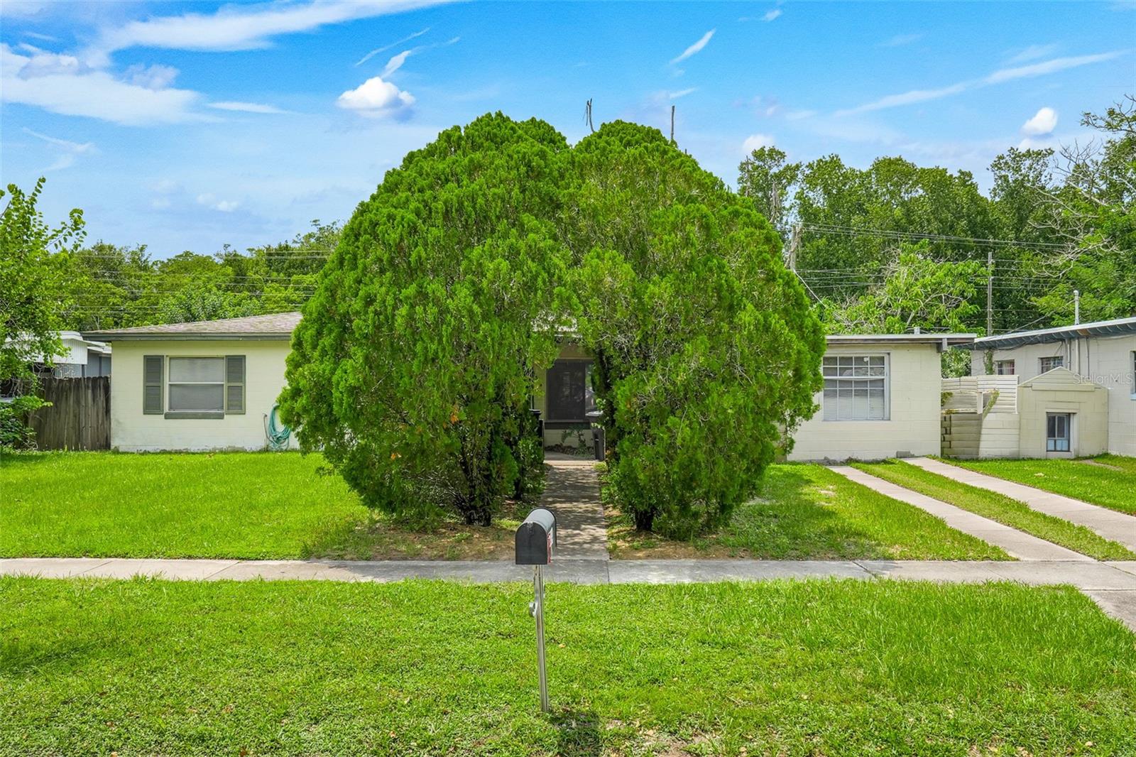 Photo of 2304 COLTON DRIVE ORLANDO FL 32822