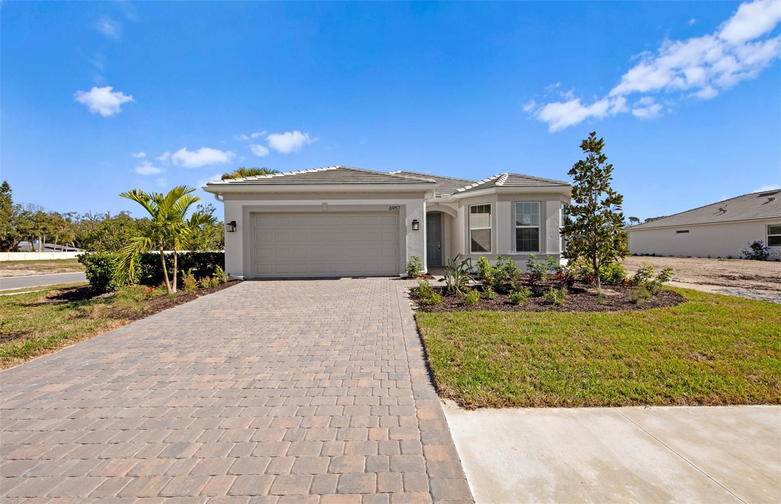 Photo of 6990 MINNEOLA COURT NOKOMIS FL 34275