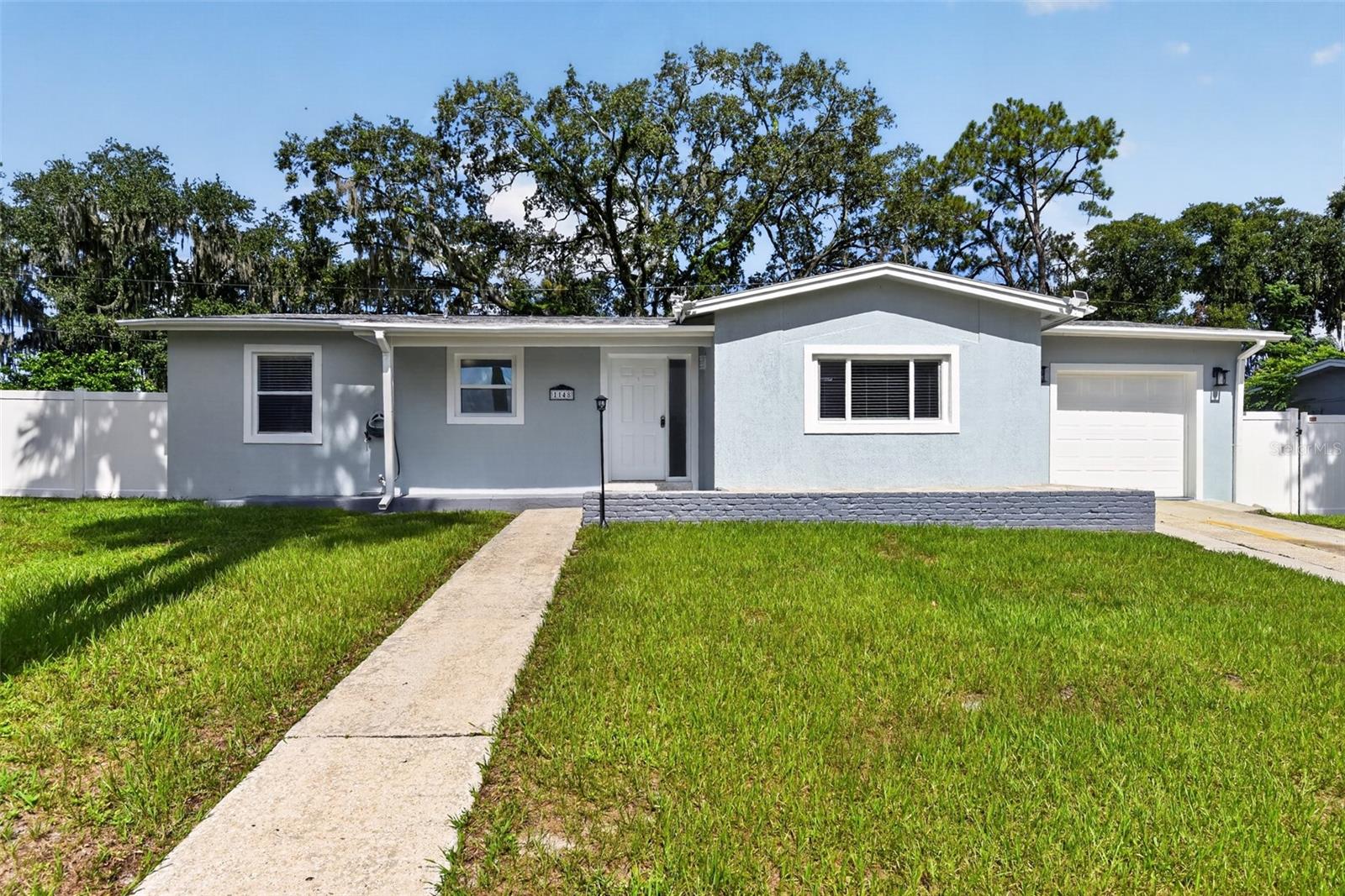 Photo of 1148 FOUNTAINHEAD DRIVE DELTONA FL 32725