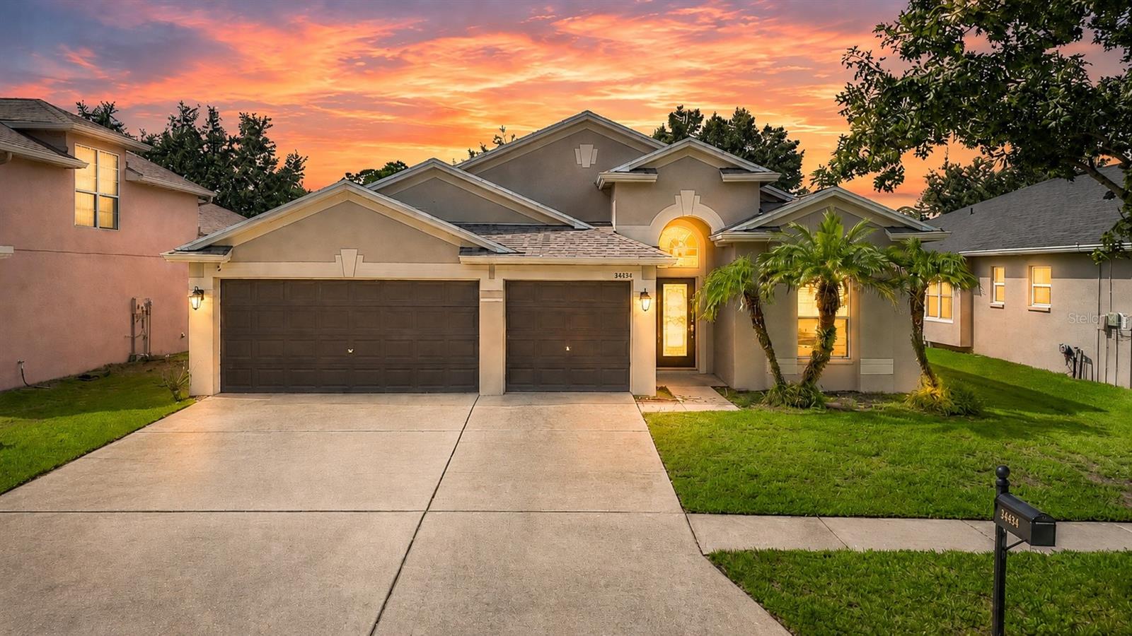 Photo of 34434 WINDKNOB COURT WESLEY CHAPEL FL 33545