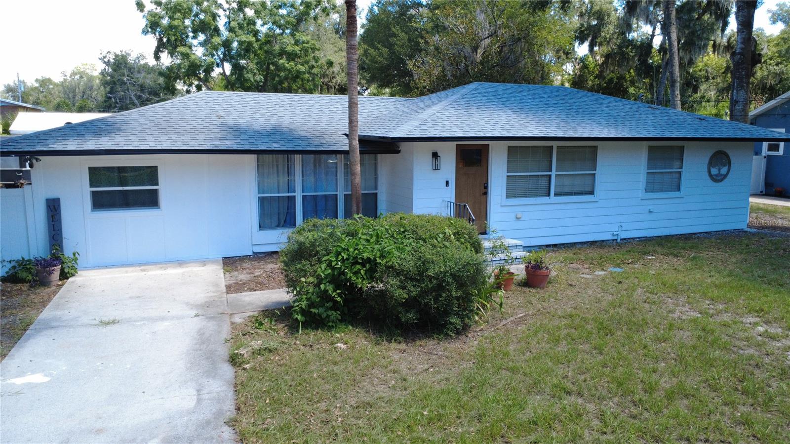 Photo of 925 E 10TH AVENUE MOUNT DORA FL 32757