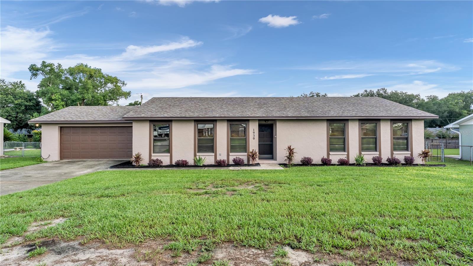 Photo of 1930 HIGH GLEN COURT LAKELAND FL 33813