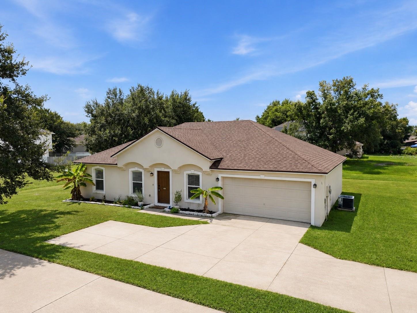 Photo of 1346 DUNBARTON COURT KISSIMMEE FL 34758