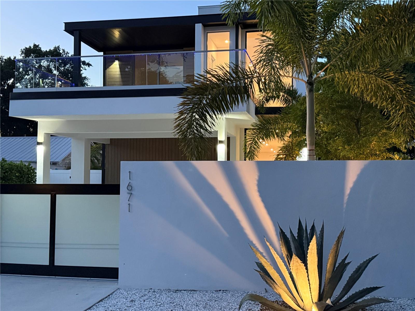 Photo of 1671 ARLINGTON STREET SARASOTA FL 34239