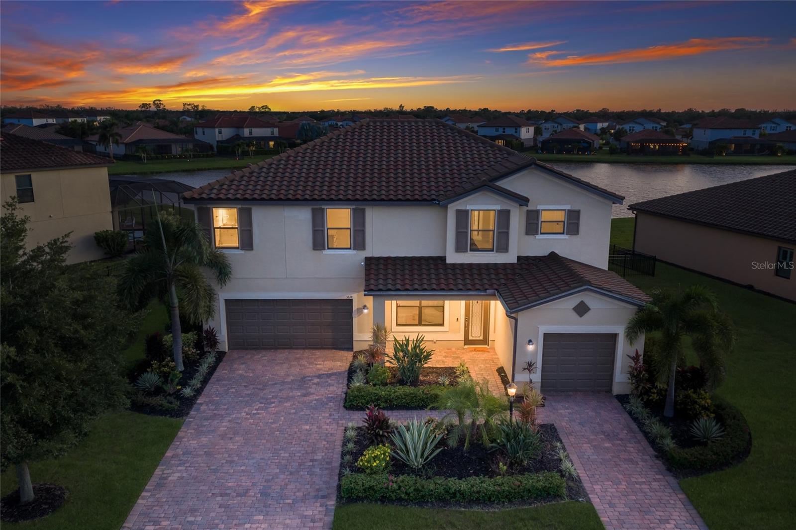 Photo of 3618 SCRUB CREEK RUN LAKEWOOD RANCH FL 34211