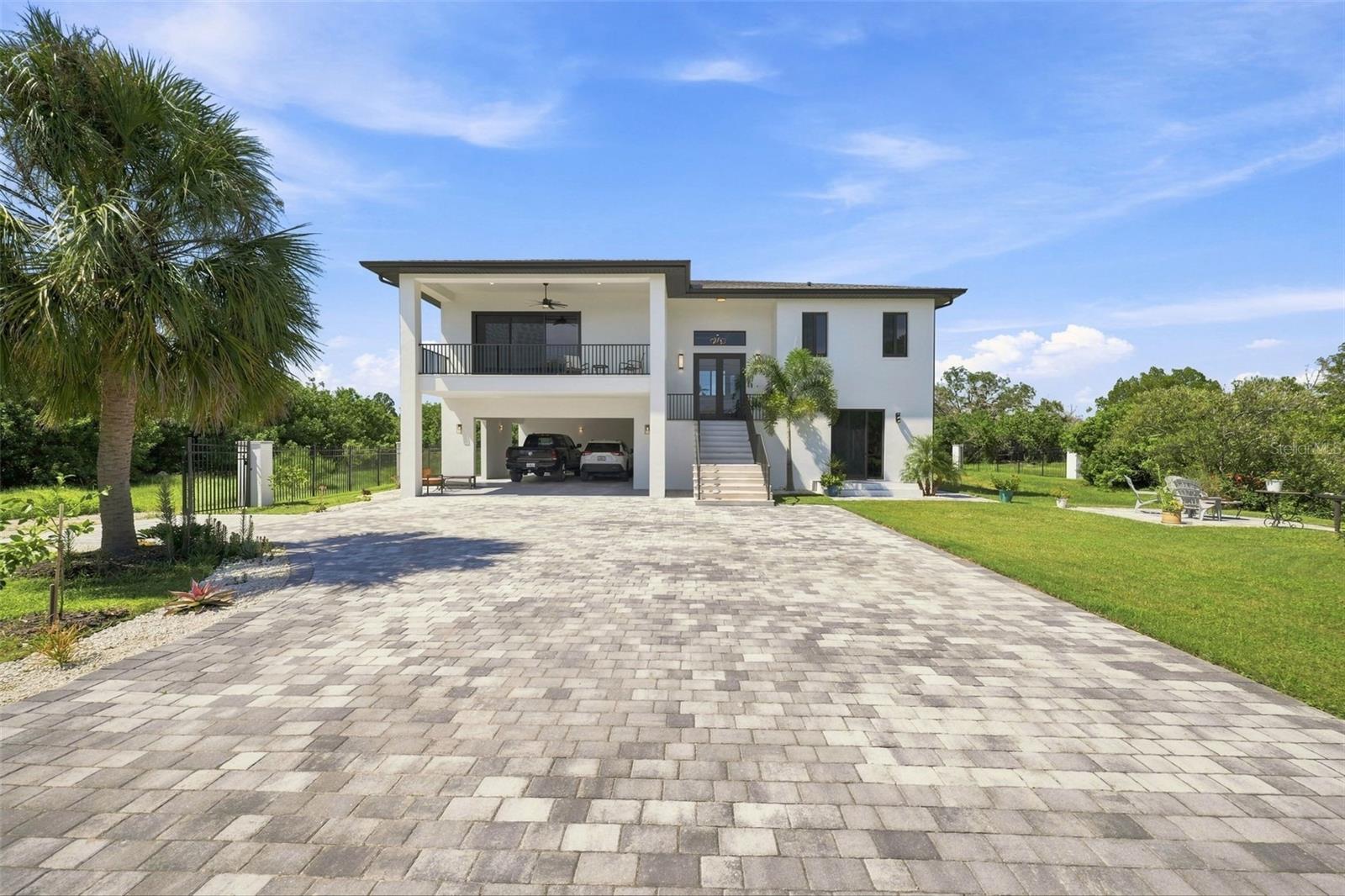 Photo of 5035 BAY BOULEVARD PORT RICHEY FL 34668