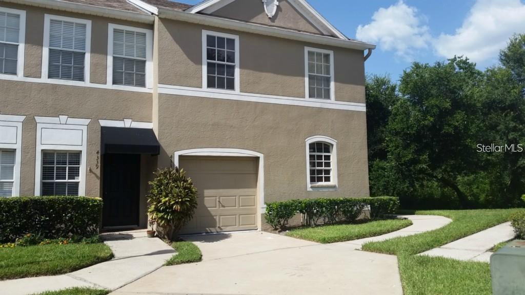 Photo of 4337 DEERMONT CIRCLE TAMPA FL 33624