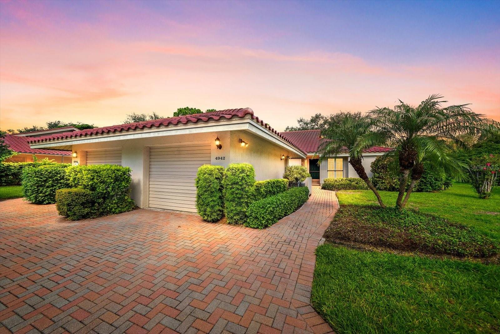 Photo of 4942 KESTRAL PARK CIRCLE #10 SARASOTA FL 34231