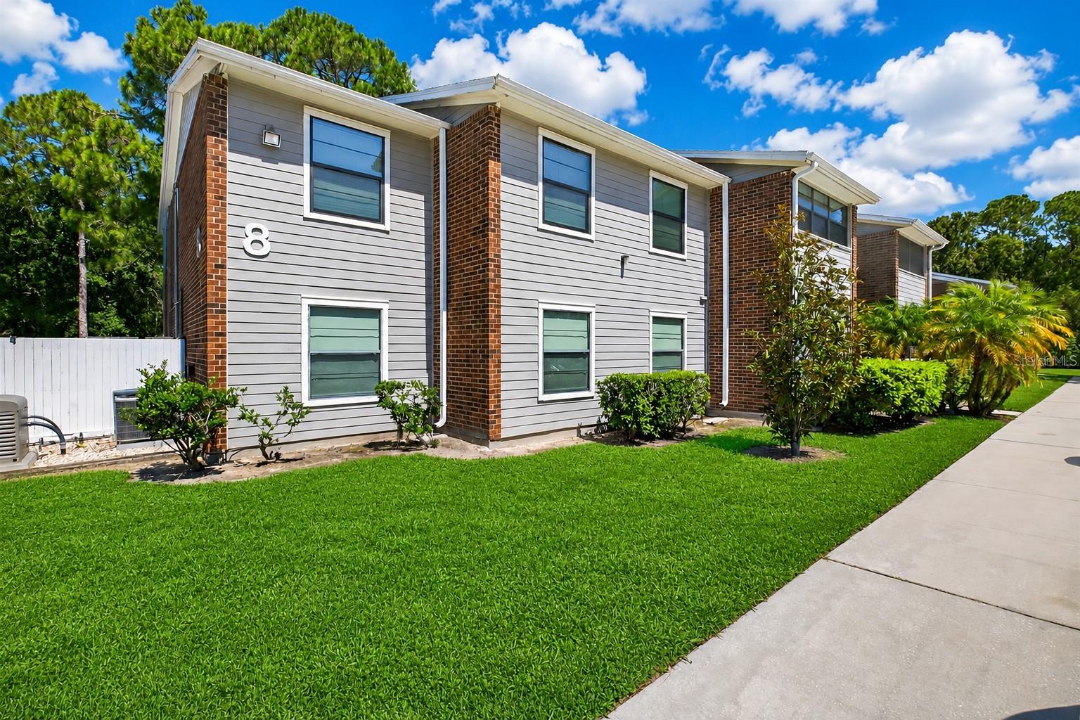 Photo of 1400 GANDY BOULEVARD #816 ST PETERSBURG FL 33702