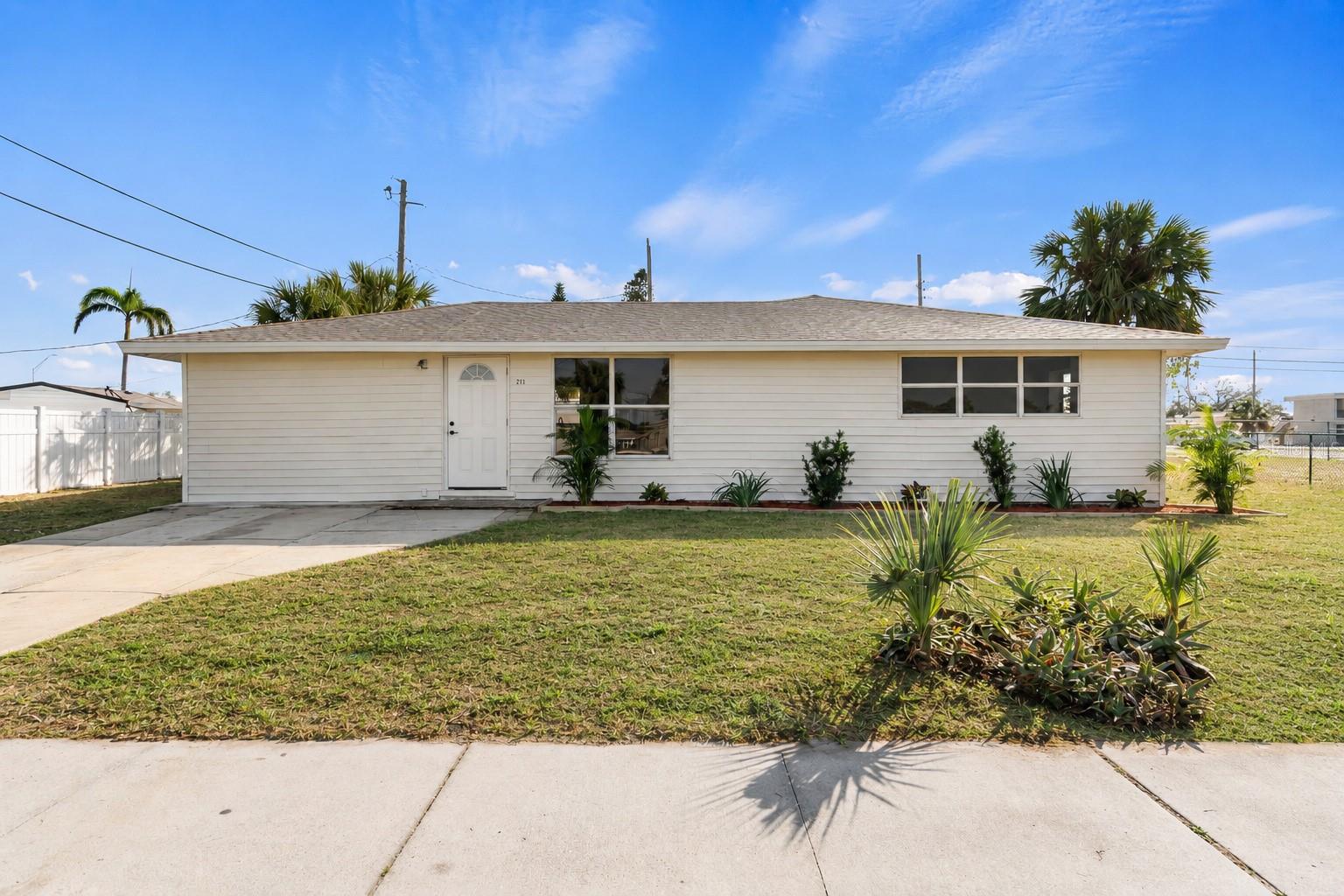Photo of 6211 CORNELL ROAD BRADENTON FL 34207