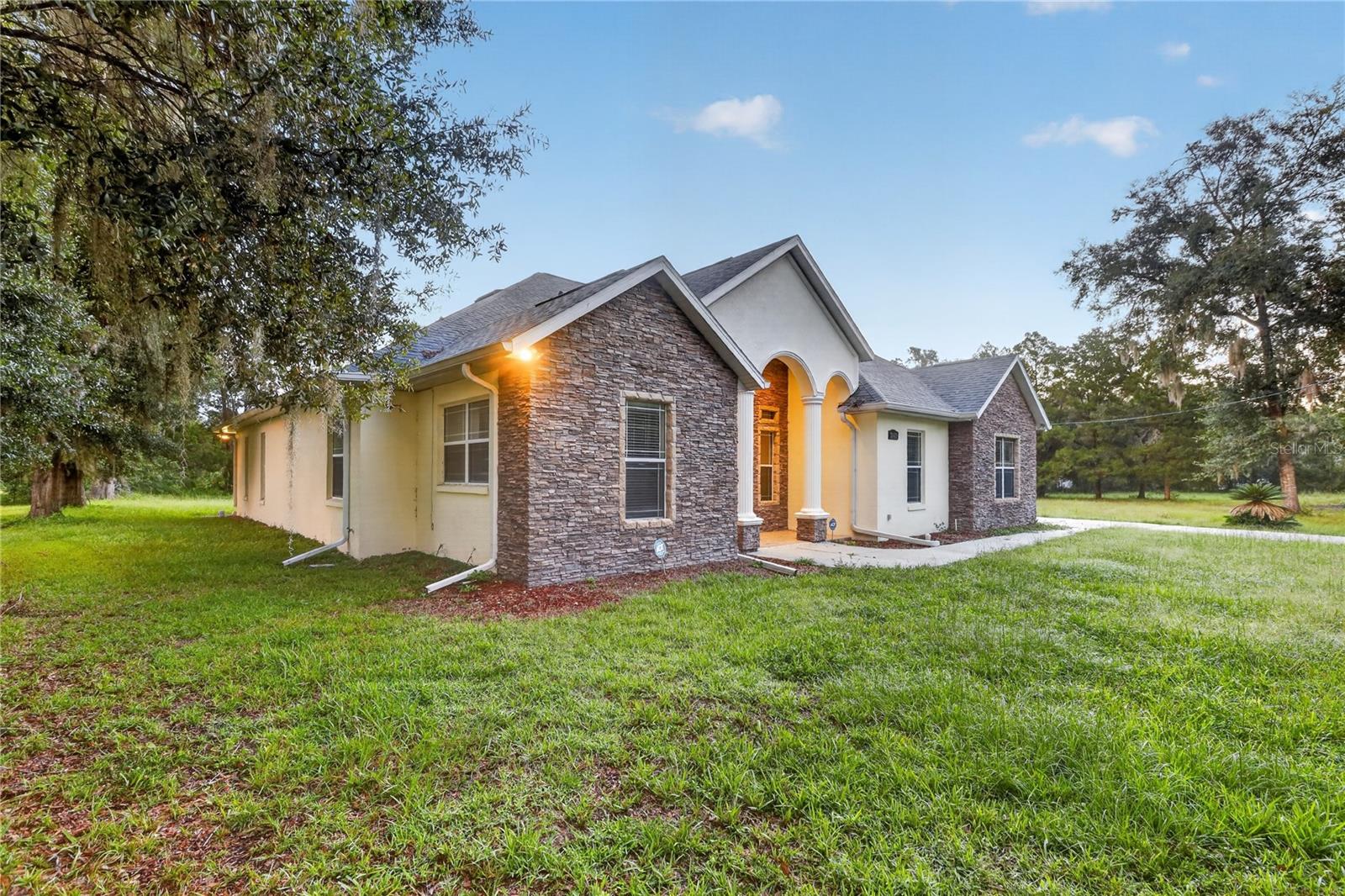 Photo of 3049 W LAUREL STREET LECANTO FL 34461