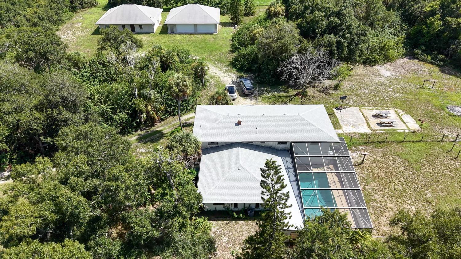 Photo of 411 BRISTOL LANE NOKOMIS FL 34275