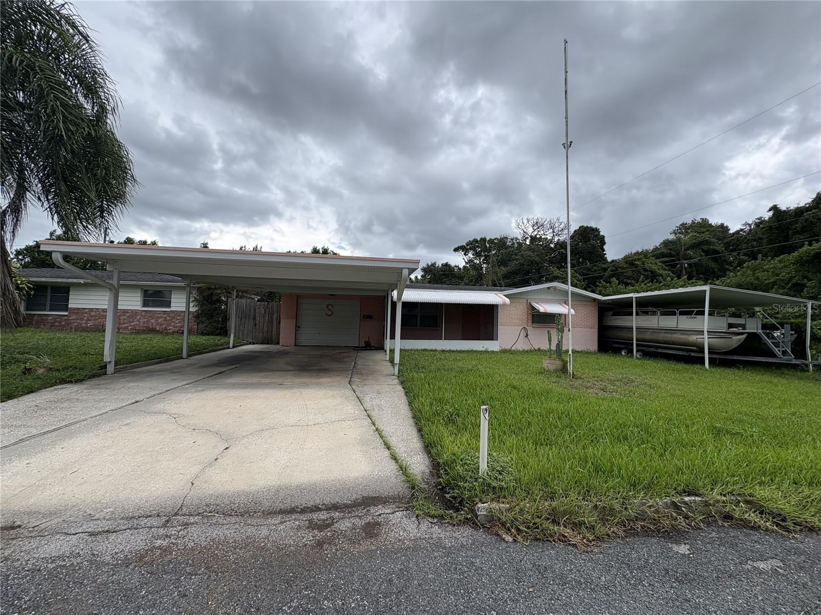 Photo of 1650 AQUA LANE HOLIDAY FL 34691