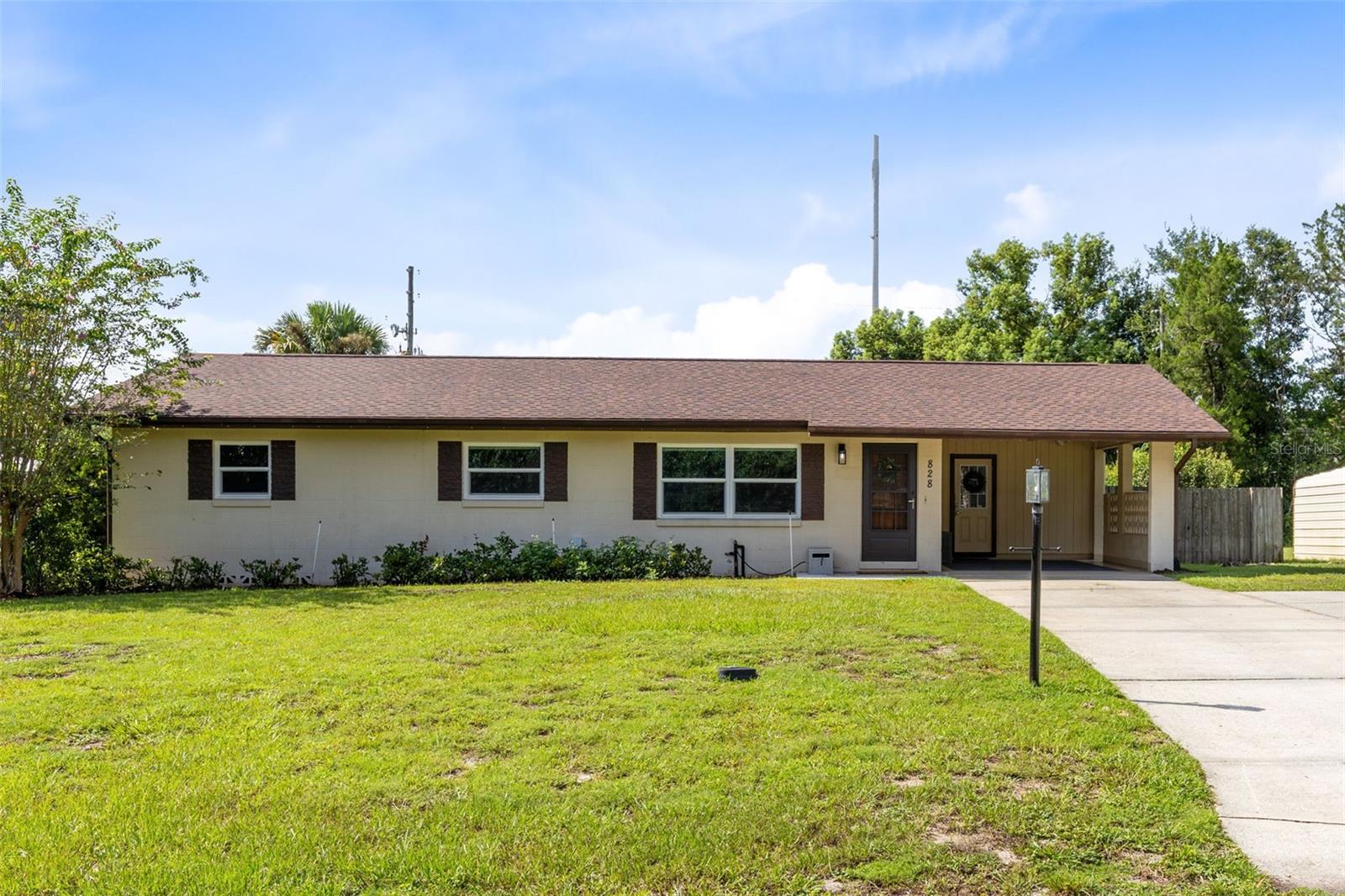 Photo of 828 OVERHILL ROAD DELAND FL 32720