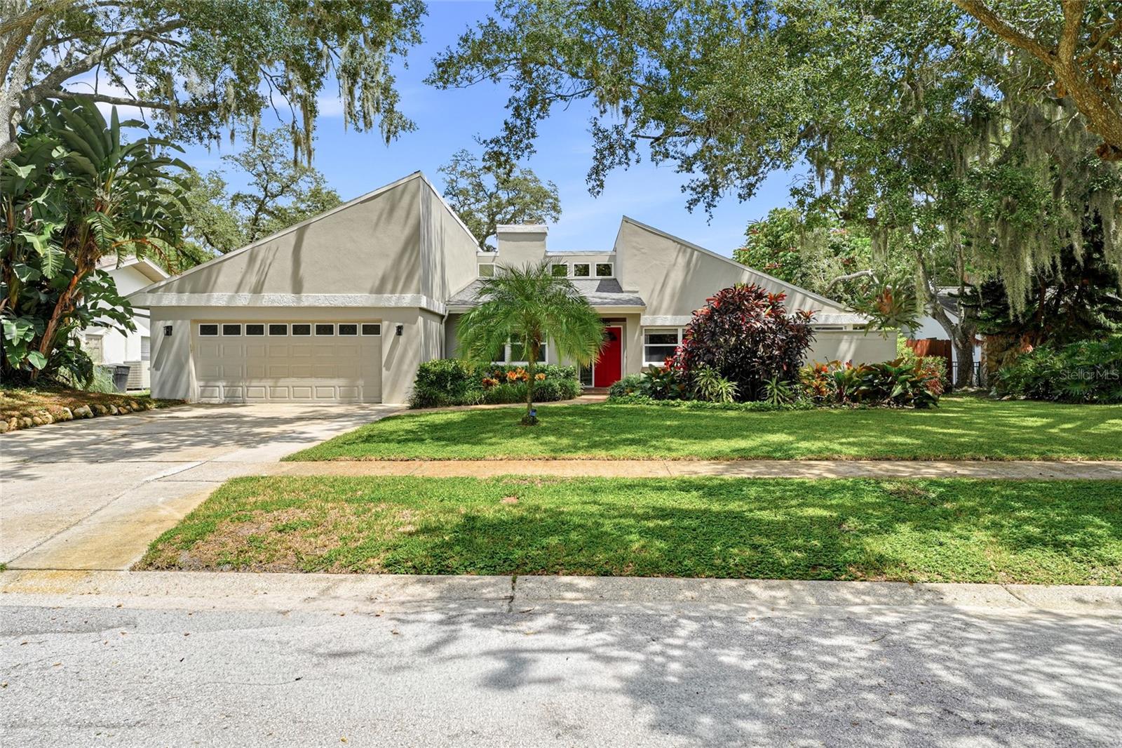 Photo of 2555 SWEETGUM WAY CLEARWATER FL 33761