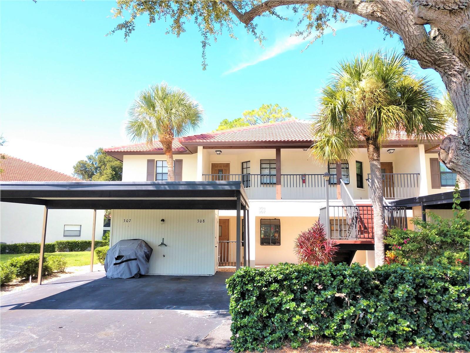 Photo of 307 PINE HOLLOW CIRCLE #307 ENGLEWOOD FL 34223