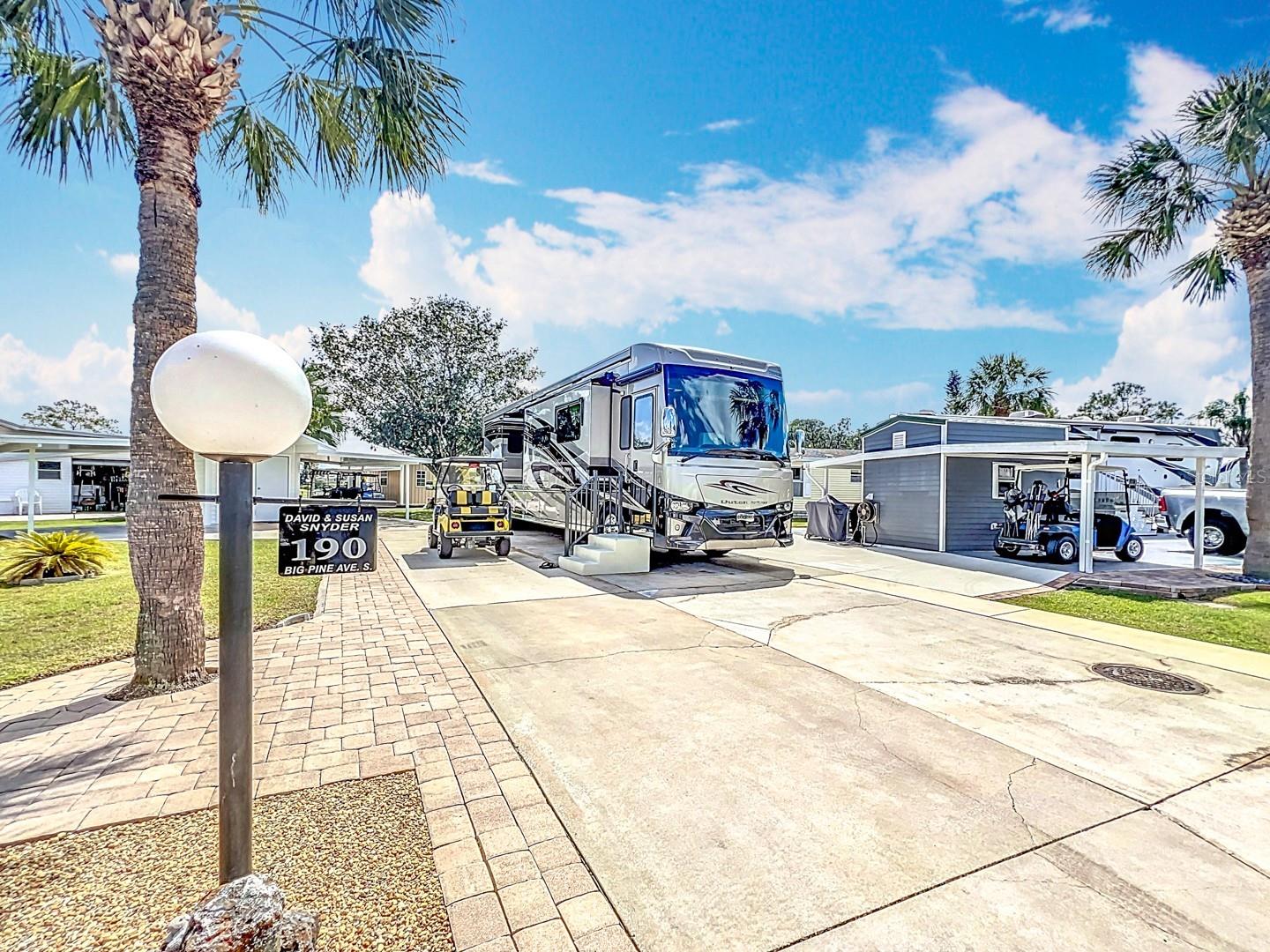 Photo of 190 BIG PINE AVENUE FROSTPROOF FL 33843