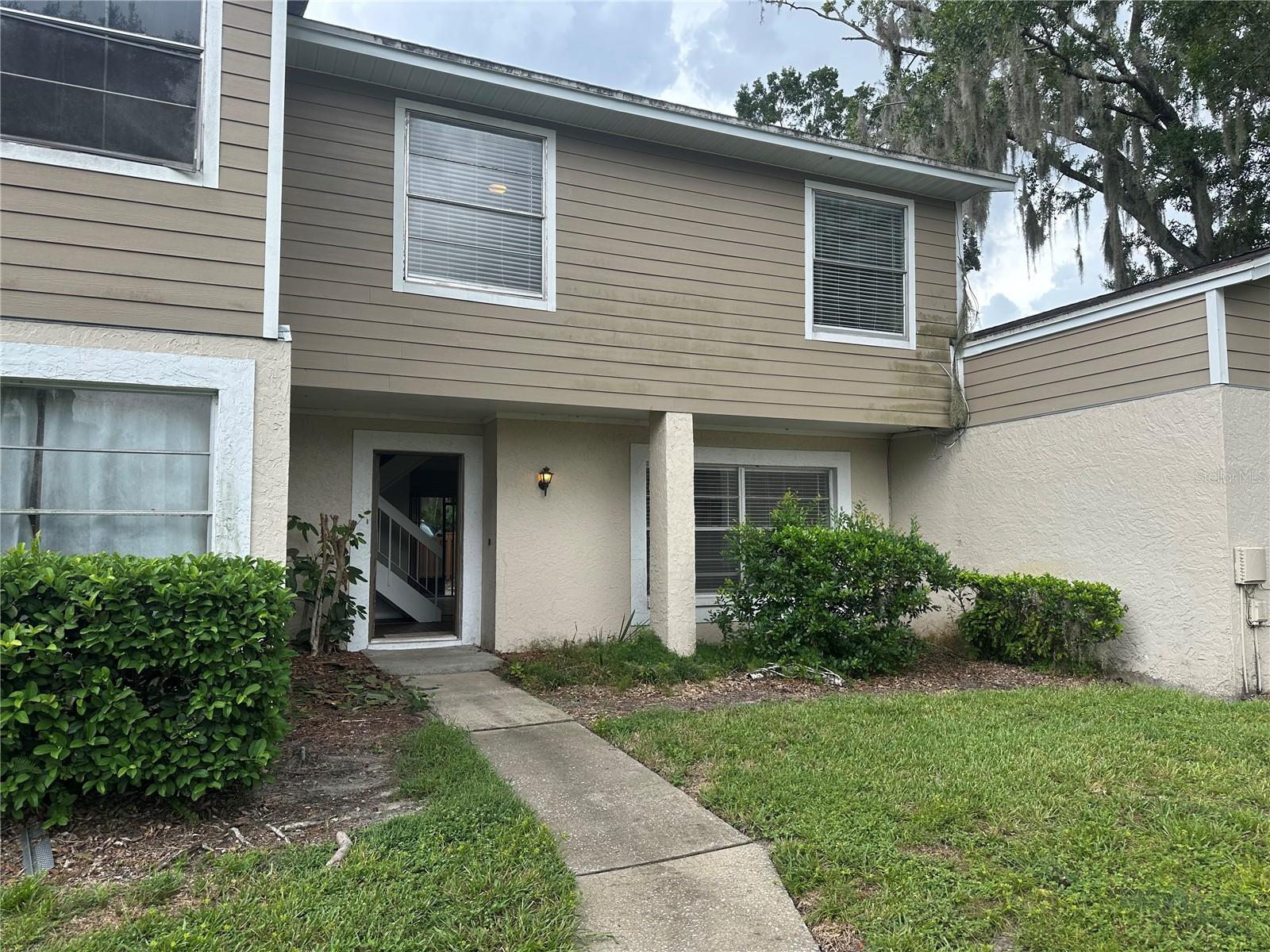Photo of 14752 MORNING DRIVE LUTZ FL 33559