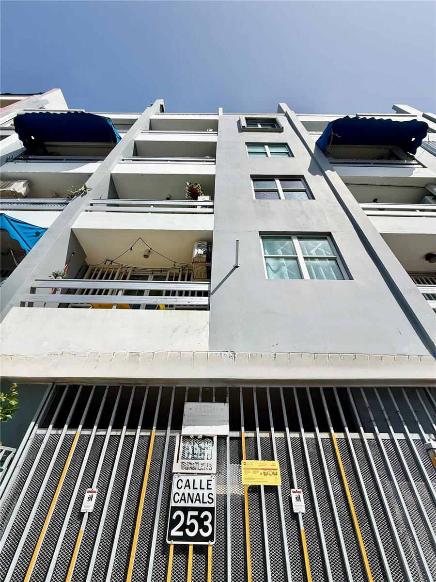 Photo of 253 CALLE CANALS #305 SAN JUAN PR 00907
