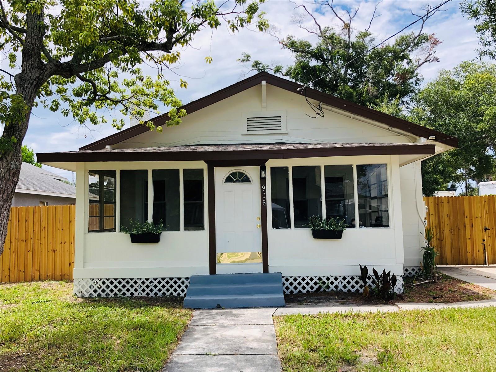 Photo of 908 VINE AVENUE CLEARWATER FL 33755