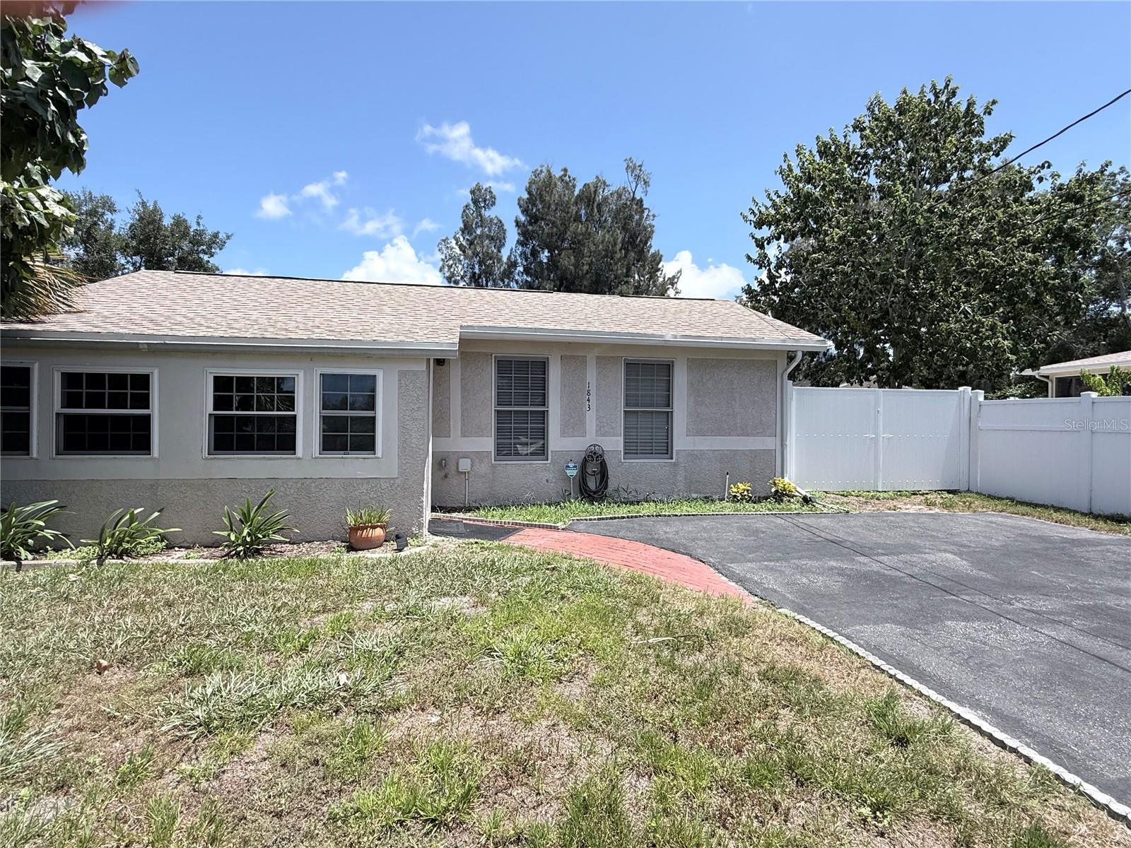 Photo of 1843 N WASHINGTON AVENUE CLEARWATER FL 33755