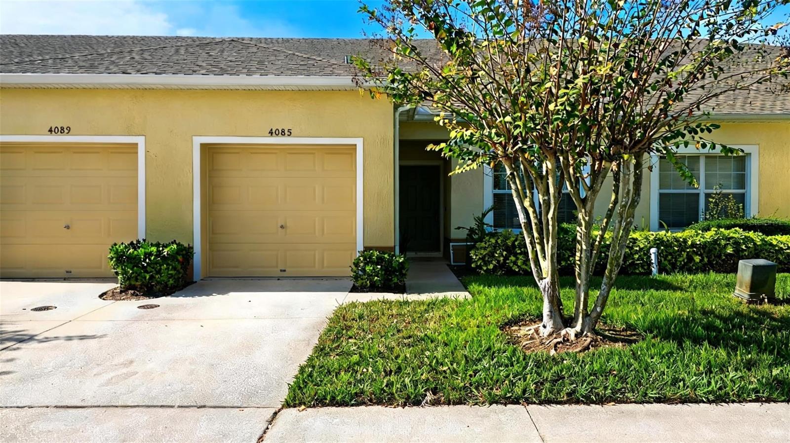 Photo of 4085 SHADE TREE LANE LAKELAND FL 33812
